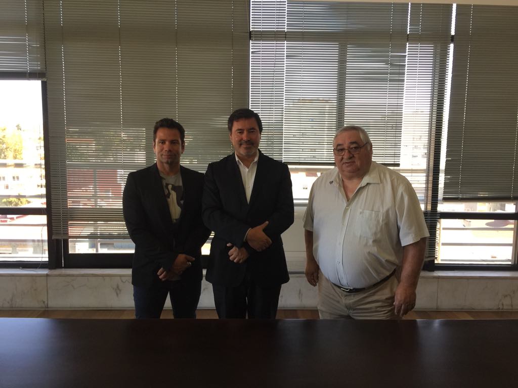 Município de São João da Madeira adere ao programa "Portugal a Nadar"