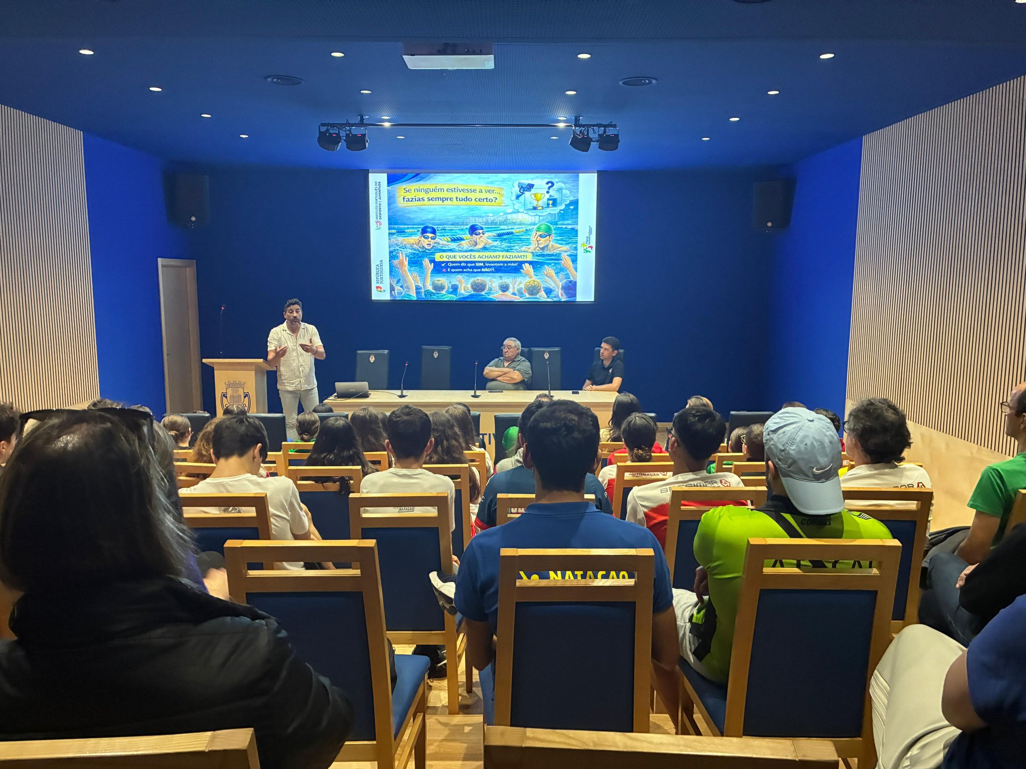 “Ser Atleta”: jovens nadadores refletem sobre valores dentro e fora de água